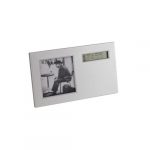 Reloj porta foto con banner digital